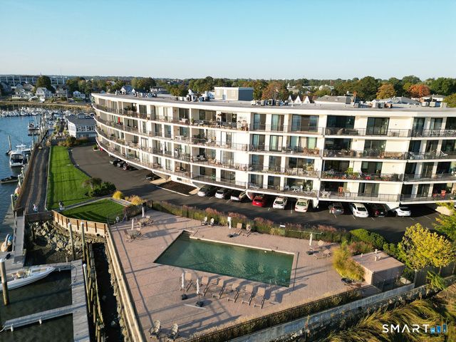 100 Seaview Avenue 2J, Norwalk, CT 06855