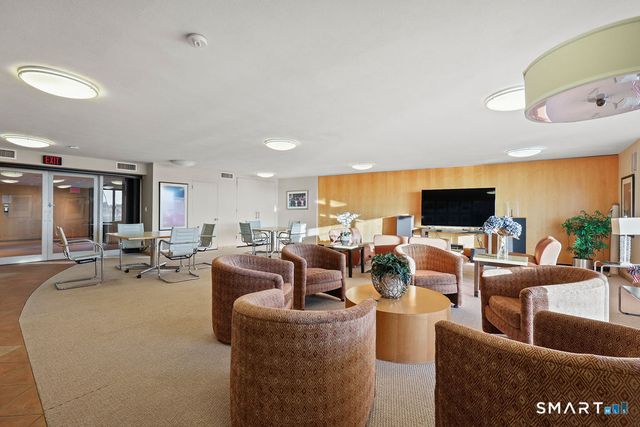 100 Seaview Avenue 2J, Norwalk, CT 06855