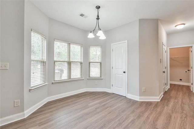 3633 Fallen Oak Drive, Buford, GA 30519