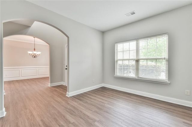 3633 Fallen Oak Drive, Buford, GA 30519
