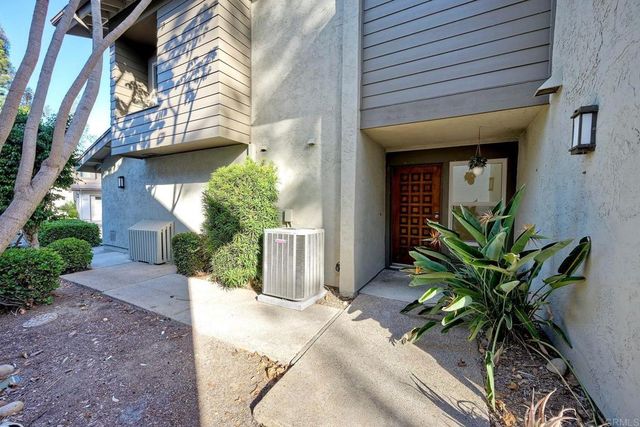 10218 Caminito Surabaya, San Diego, CA 92131