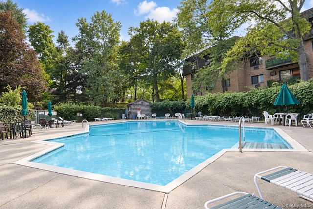 500 Central Park Avenue 212, Scarsdale, NY 10583