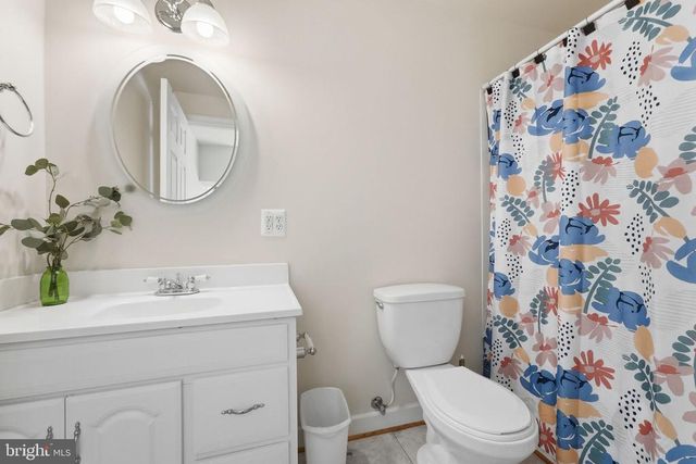 18198 SPRINGS RD, Jeffersonton, VA 22724