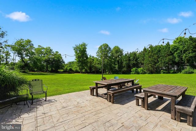 18198 SPRINGS RD, Jeffersonton, VA 22724