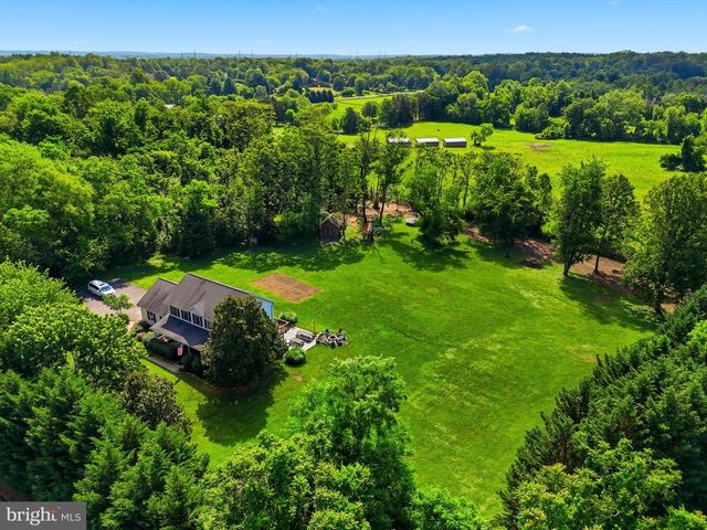 18198 SPRINGS RD, Jeffersonton, VA 22724