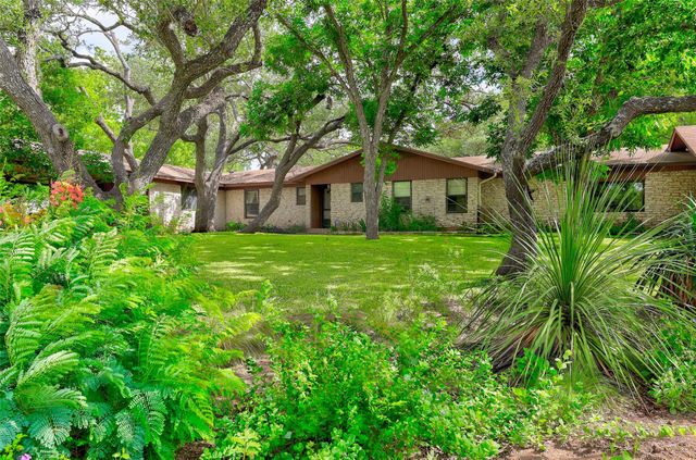 8606 Thunderbird RD A & B, Austin, TX 78736