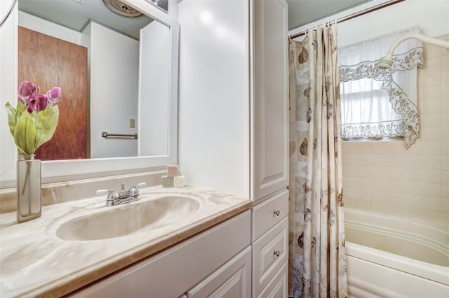 8606 Thunderbird RD A & B, Austin, TX 78736