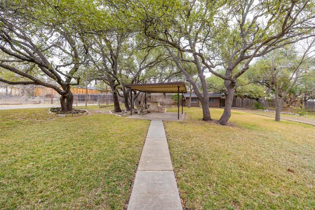 8606 Thunderbird RD A & B, Austin, TX 78736