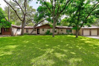 8606 Thunderbird RD A & B, Austin, TX 78736