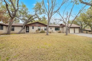 8606 Thunderbird RD A & B, Austin, TX 78736