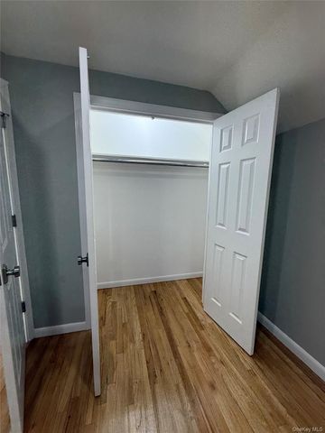 44 Pine Street, Blue Point, NY 11715