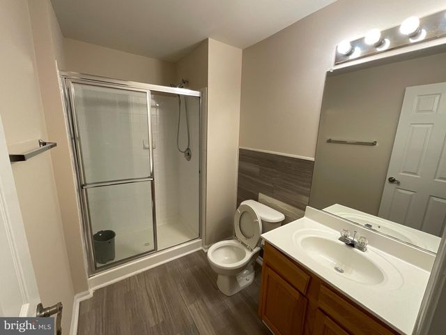 5 SHALE CT, Fredericksburg, VA 22406