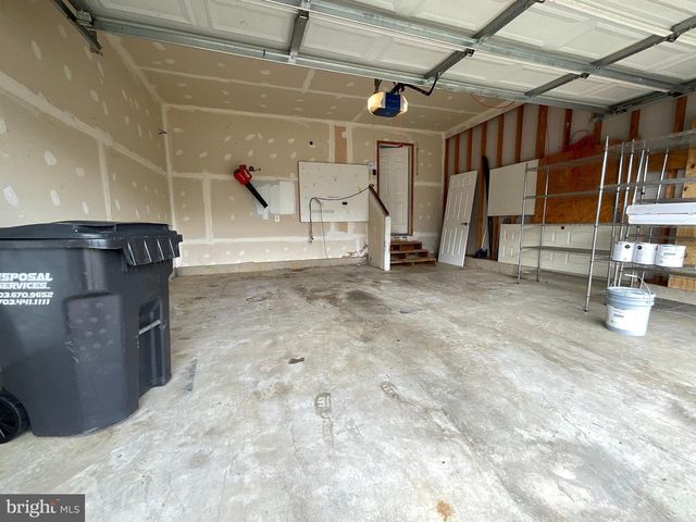 5 SHALE CT, Fredericksburg, VA 22406