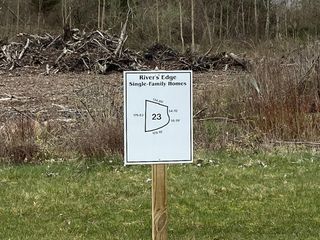 3380 Rivers Edge Drive, Saint Joseph, MI 49085