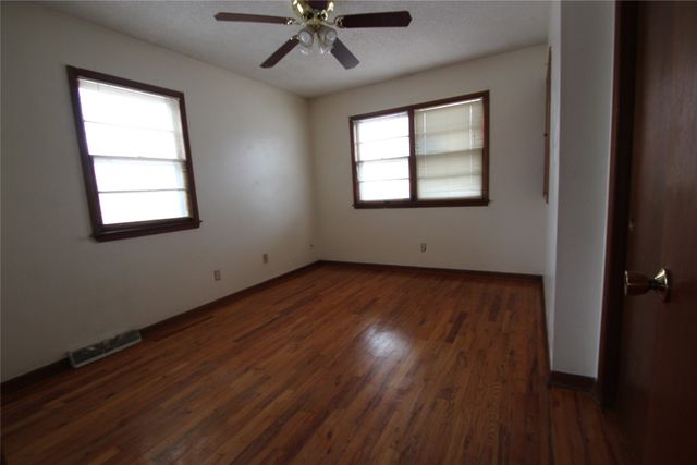 3831 40th Street, Des Moines, IA 50310