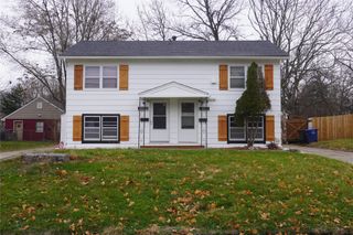 3831 40th Street, Des Moines, IA 50310