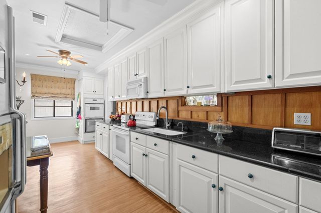 379 Bragdon Ave., Georgetown, SC 29440