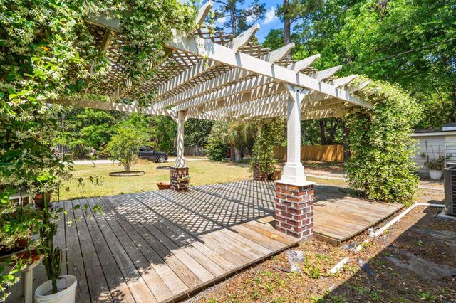 379 Bragdon Ave., Georgetown, SC 29440