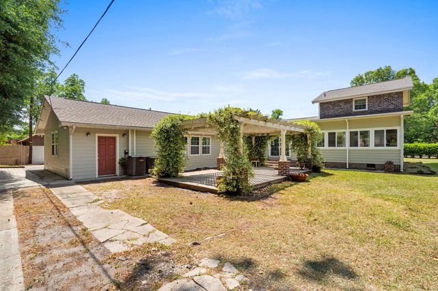 379 Bragdon Ave., Georgetown, SC 29440