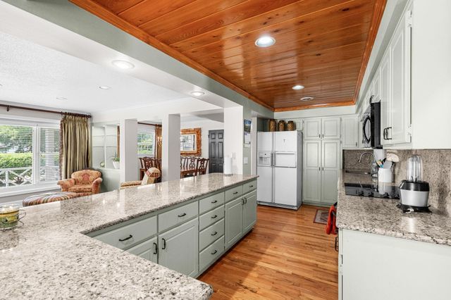 379 Bragdon Ave., Georgetown, SC 29440