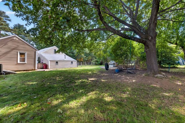 87 River St, Middleboro, MA 02346