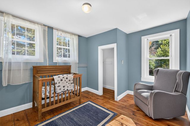 87 River St, Middleboro, MA 02346