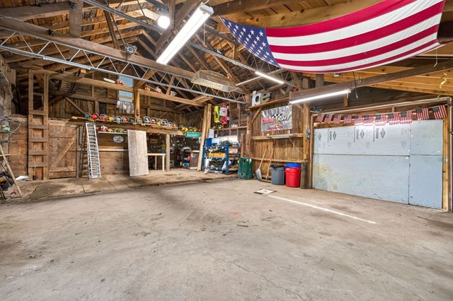 87 River St, Middleboro, MA 02346