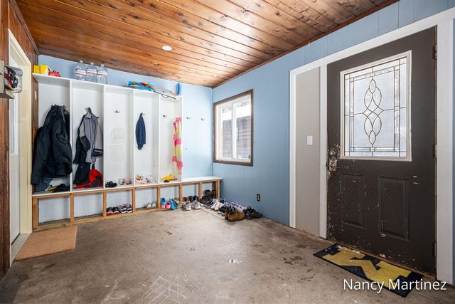 1301 Waukazoo Street, Hastings, MI 49058