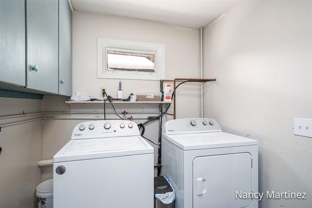 1301 Waukazoo Street, Hastings, MI 49058