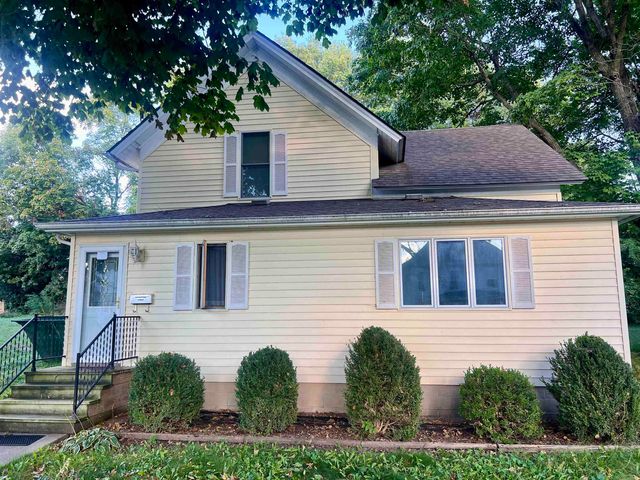1001 Washington St Street, Eldora, IA 50627