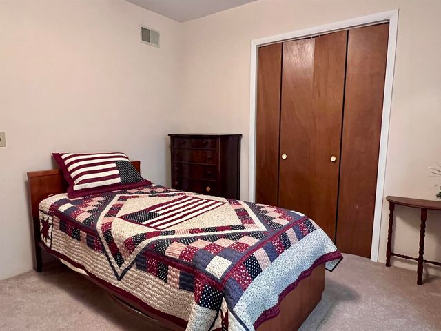 1001 Washington St Street, Eldora, IA 50627