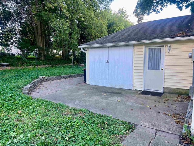 1001 Washington St Street, Eldora, IA 50627