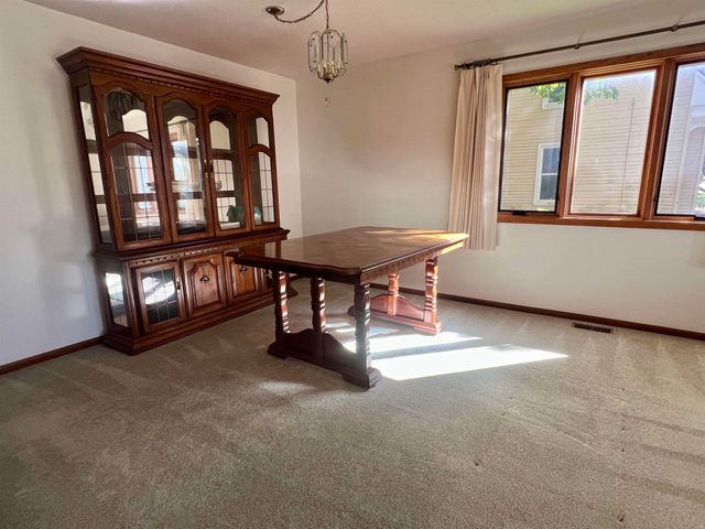 1001 Washington St Street, Eldora, IA 50627