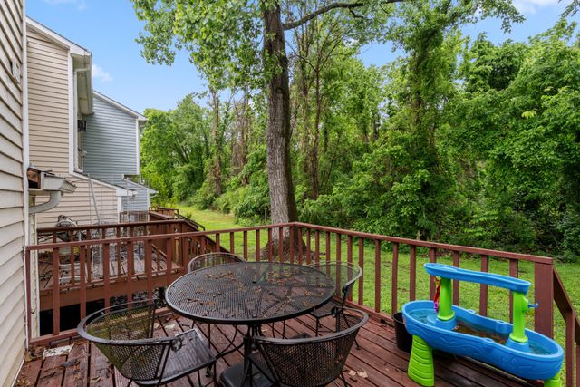 8 Rolling Meadows Dr, Goodlettsville, TN 37072