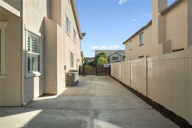 34932 Middlecoff Court, Beaumont, CA 92223