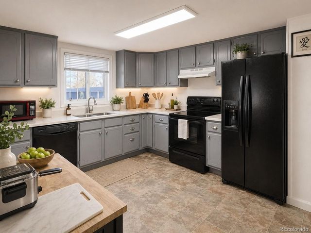 642 Ash Ave, Akron, CO 80720