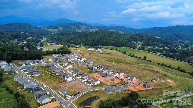 85 Ridgehaven Drive, Waynesville, NC 28786