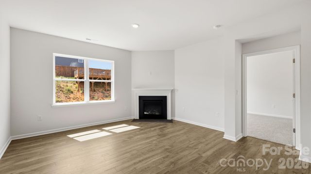 85 Ridgehaven Drive, Waynesville, NC 28786