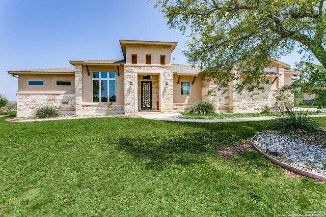 1009 Stradina, New Braunfels, TX 78132