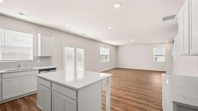 805 Pelham Way, Locust Grove, GA 30248