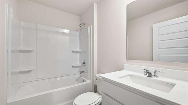 805 Pelham Way, Locust Grove, GA 30248