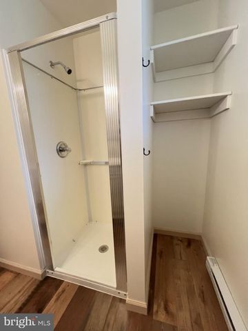 1194 JENKINS RUN RD, Moorefield, WV 26836