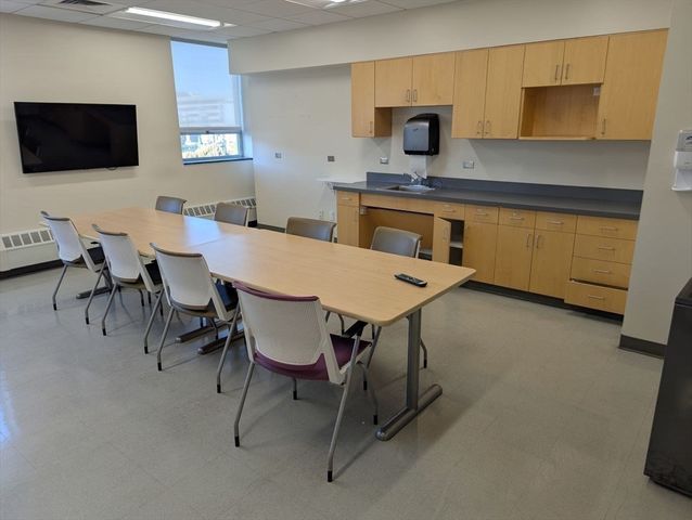 185 Alewife Brook Pkwy, Cambridge, MA 02138