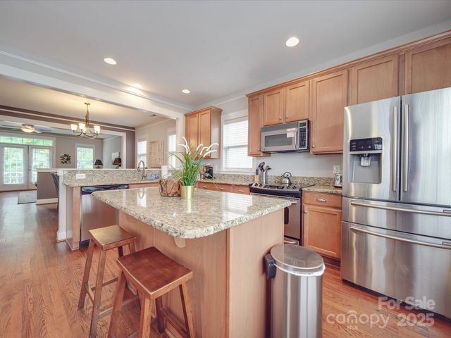 1916 Lela Avenue, Charlotte, NC 28208