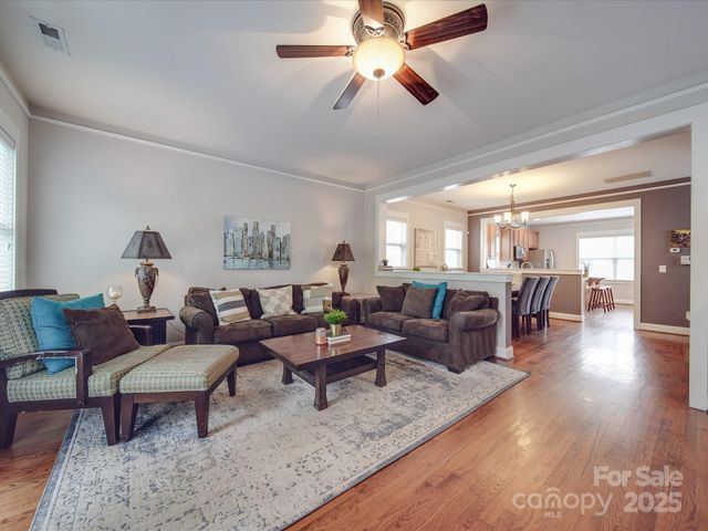 1916 Lela Avenue, Charlotte, NC 28208