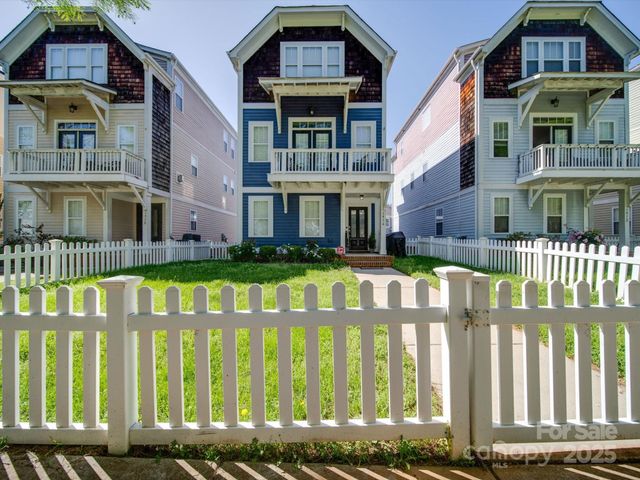 1916 Lela Avenue, Charlotte, NC 28208