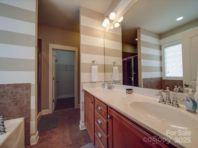 1916 Lela Avenue, Charlotte, NC 28208