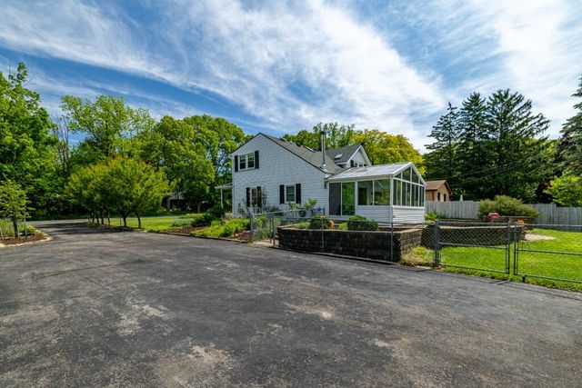 3705 Dexter Ann Arbor Road, Ann Arbor, MI 48103