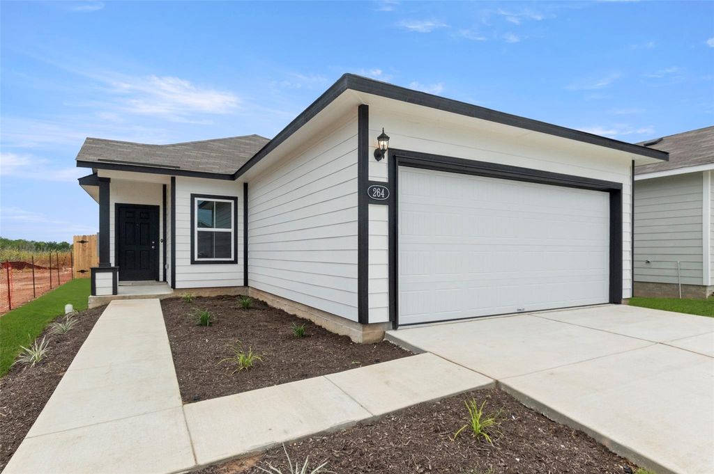 264 Estallo WAY, Maxwell, TX 78656