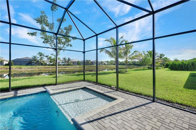 12261 Windamere TRL, Naples, FL 34120
